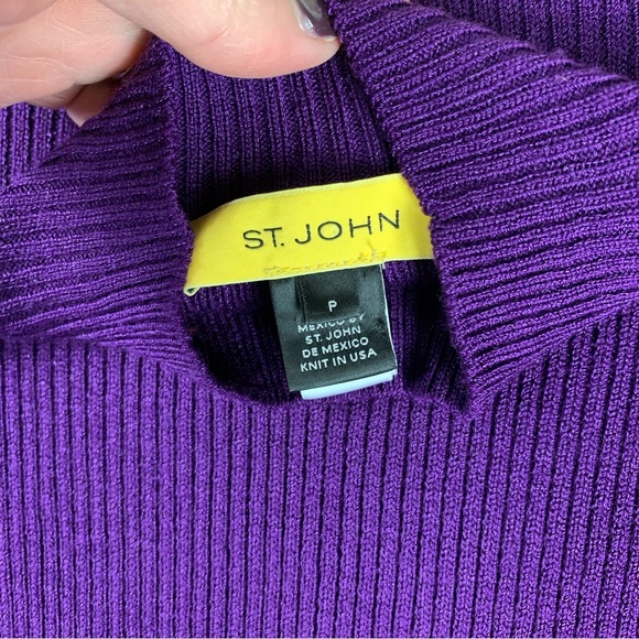St John Sweater Mock Neck Purple small petite - Picture 3 of 6